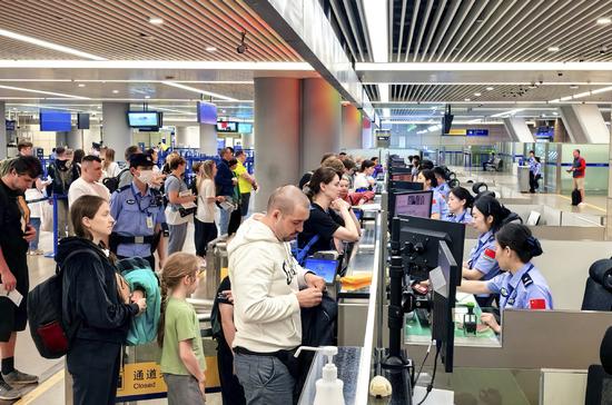 Shanghai experiencing big growth in tourist visits